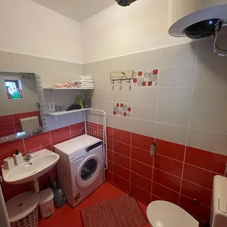 Ena Apartman