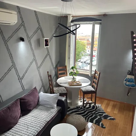 Ena Apartman